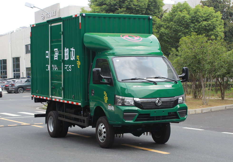 EQ2040XYZ26DDAC型越野邮政车
