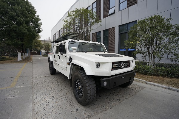 EQ2063MYY6D型越野载货汽车