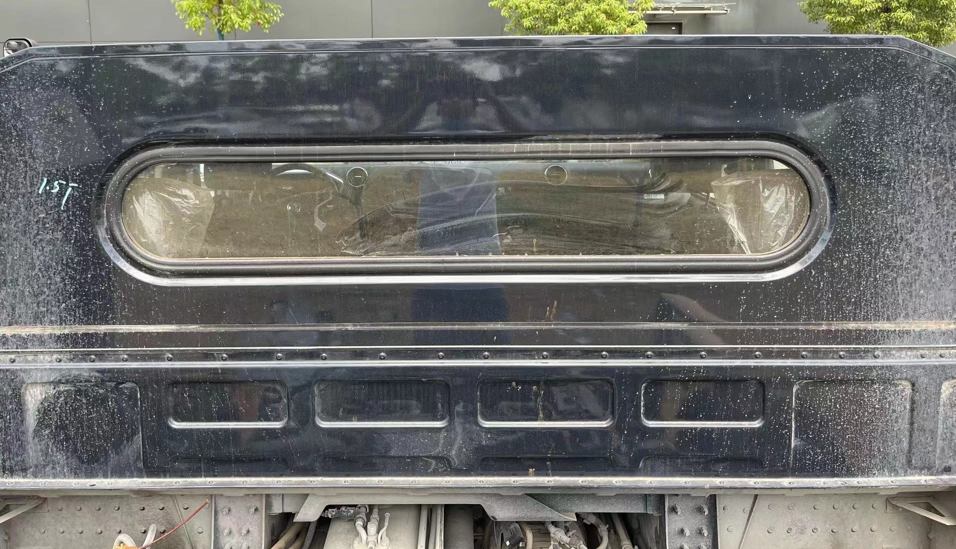 EQ2063EYY6D型越野载货汽车