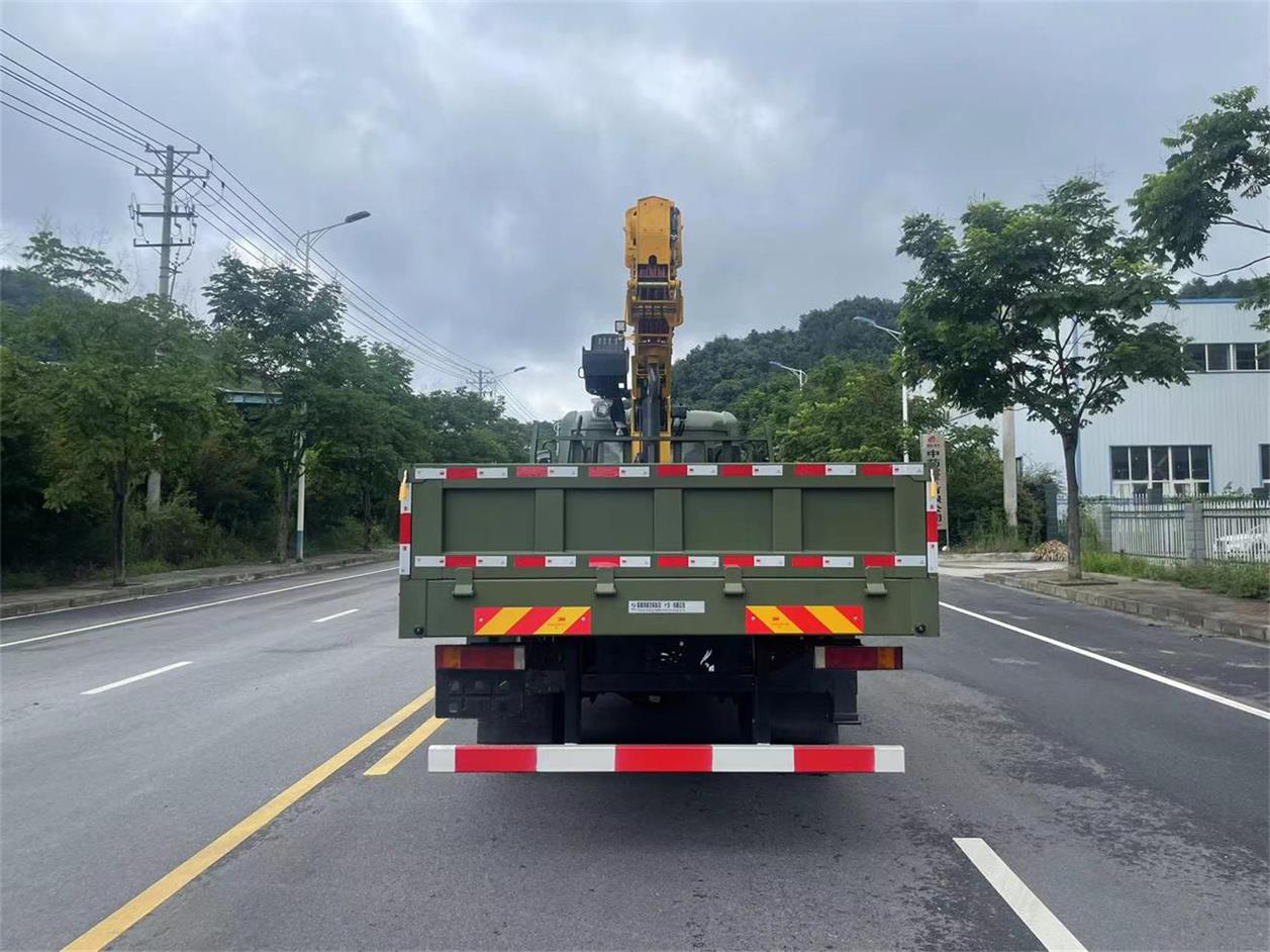 ZZX5161JSQEQ6型随车起重运输车